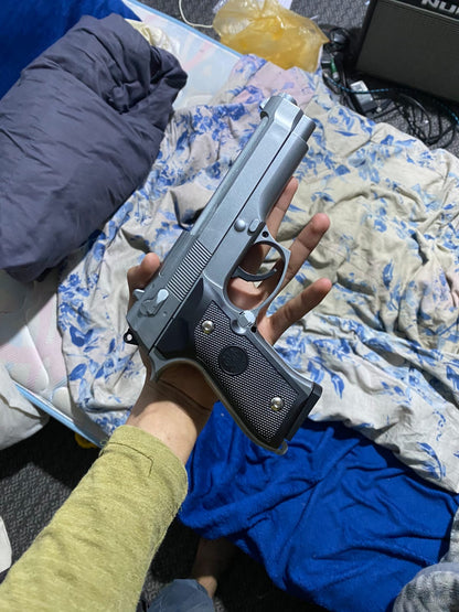 Metal Toy Gun Beretta with 0.5 kg weight made in Italy