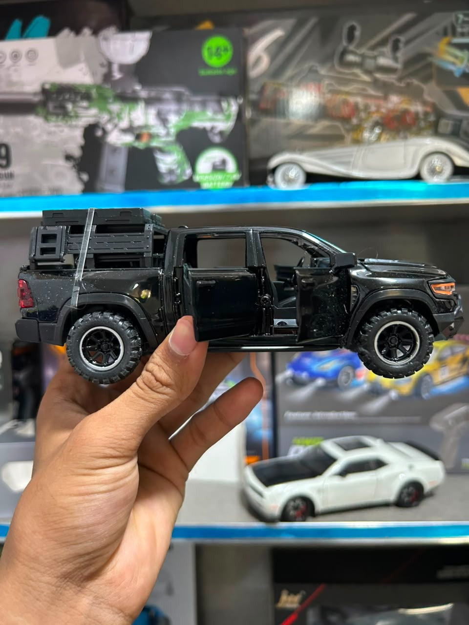 Pakistani Dala Diecast Toy – Alloy Metal Car with Opening Doors & Lights