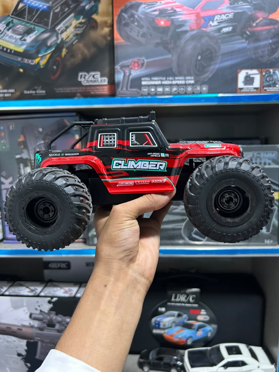 RC Off-Road Jeep – 2WD High Speed Monster Truck with All-Terrain Tires (Red)