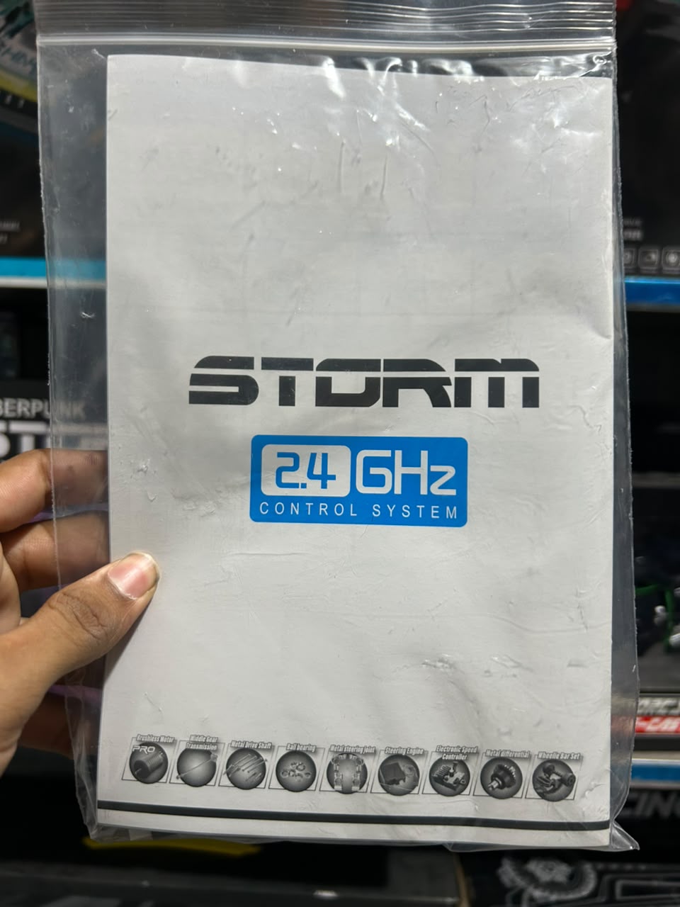 1:14 Hobby Grade RC Monster Truck 4x4 Off-Road Car – 50 km/hr High Speed with Alloy Chassis & Hydraulic Suspension Purple
